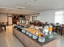 J - Town Serviced Apartments