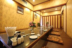 J - Town Serviced Apartments