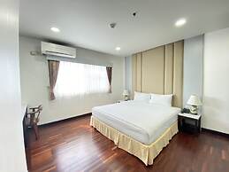 J - Town Serviced Apartments