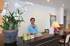 J - Town Serviced Apartments