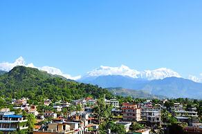 Hotel Crown Himalayas