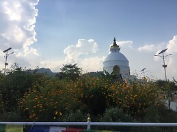 Hotel Crown Himalayas