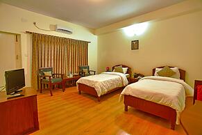 Hotel Crown Himalayas