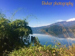 Hotel Crown Himalayas