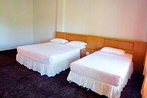 Sichang Shine Khao Resort