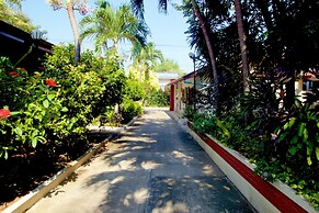 Sichang Shine Khao Resort