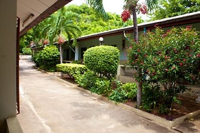 Sichang Shine Khao Resort