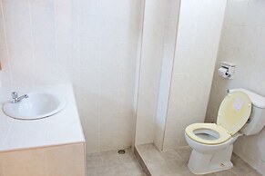 Sichang Shine Khao Resort