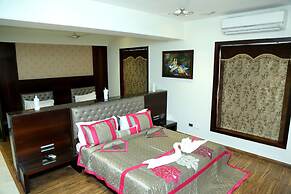 Hotel The Royal Bharti