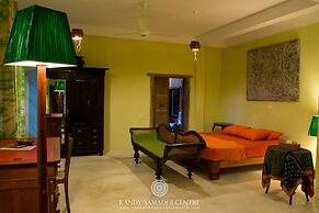 The Kandy Samadhi Centre