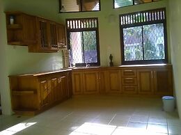 Sunny Hill Residence, Kandy