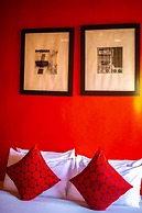 The b Ranong Trend Hotel