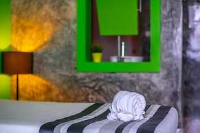 The b Ranong Trend Hotel