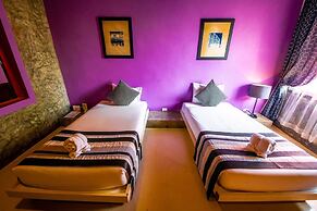 The b Ranong Trend Hotel