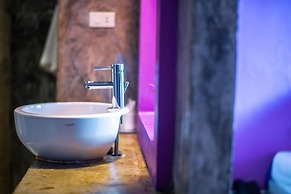 The b Ranong Trend Hotel