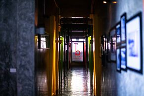 The b Ranong Trend Hotel