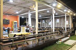 Pueanjai Resort and Restuarant