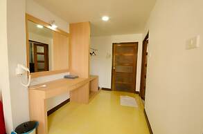 Pueanjai Resort and Restuarant