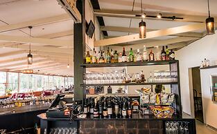 Pedder Wilderness Lodge