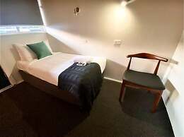 Pedder Wilderness Lodge