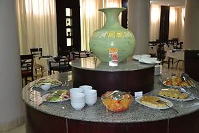 Bolingo Hotel Towers