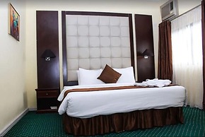 Bolingo Hotel Towers