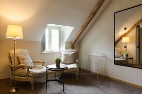 Hôtel de L'Abbaye Le Tronchet - Handwritten Collection