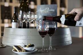 Hôtel de L'Abbaye Le Tronchet - Handwritten Collection