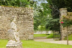 Hôtel de L'Abbaye Le Tronchet - Handwritten Collection