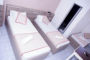 Hotel Golden Vilage Vila Maria