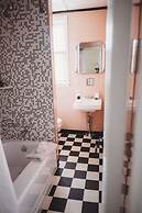 The Guest House Inn on Courthouse Square