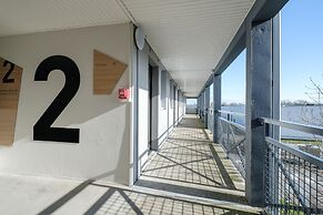 B&B HOTEL Calais Coquelles Tunnel sous la Manche
