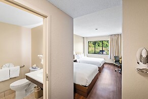 English Inn of Charlottesville