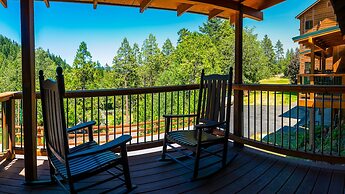 Callahan's Mountain Lodge