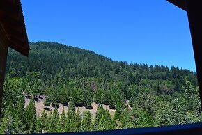 Callahan's Mountain Lodge