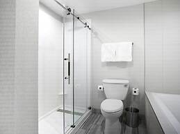 voco Niagara Falls - The Cadence by IHG