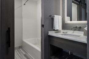 voco Niagara Falls - The Cadence by IHG