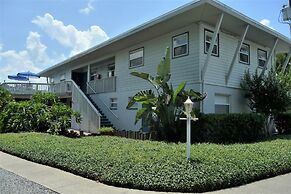 Hontoon Landing Resort & Marina