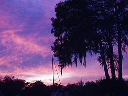 Hontoon Landing Resort & Marina