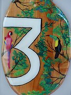 El Colibri Rojo Hotel Cabinas