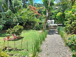 El Colibri Rojo Hotel Cabinas
