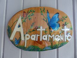 El Colibri Rojo Hotel Cabinas