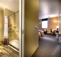 Hotel Maison Yakima Tapestry Collection by Hilton