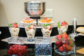 Hotel Maison Yakima Tapestry Collection by Hilton