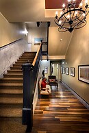 Hotel Maison Yakima Tapestry Collection by Hilton