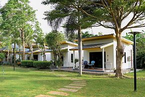 Saphli Villa Beach Resort