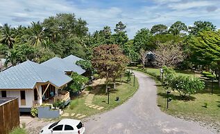 Saphli Villa Beach Resort