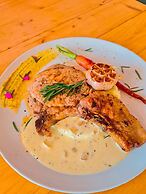 Saphli Villa Beach Resort