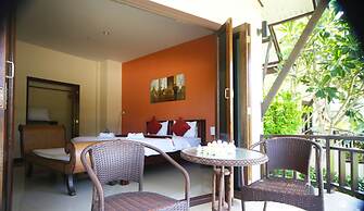 Saphli Villa Beach Resort