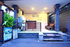 Letos Kubu Homestay